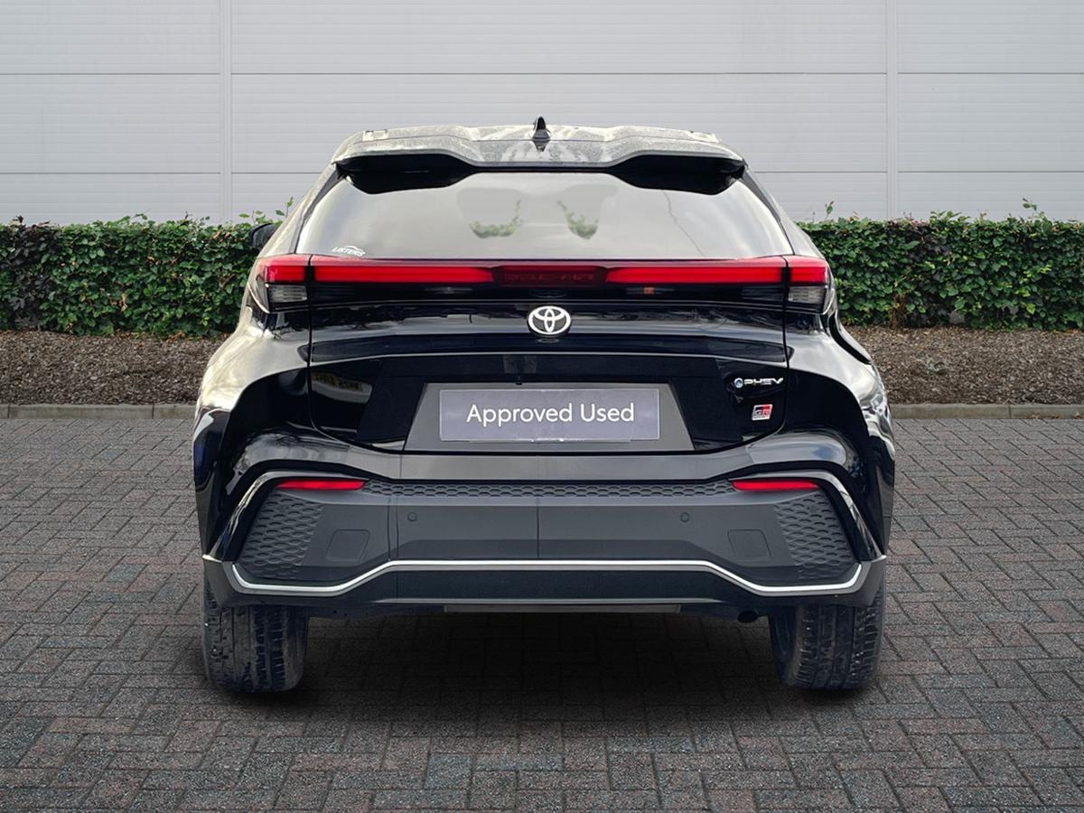 Used Toyota C-HR 2024 for sale - 76703551: Photo 4