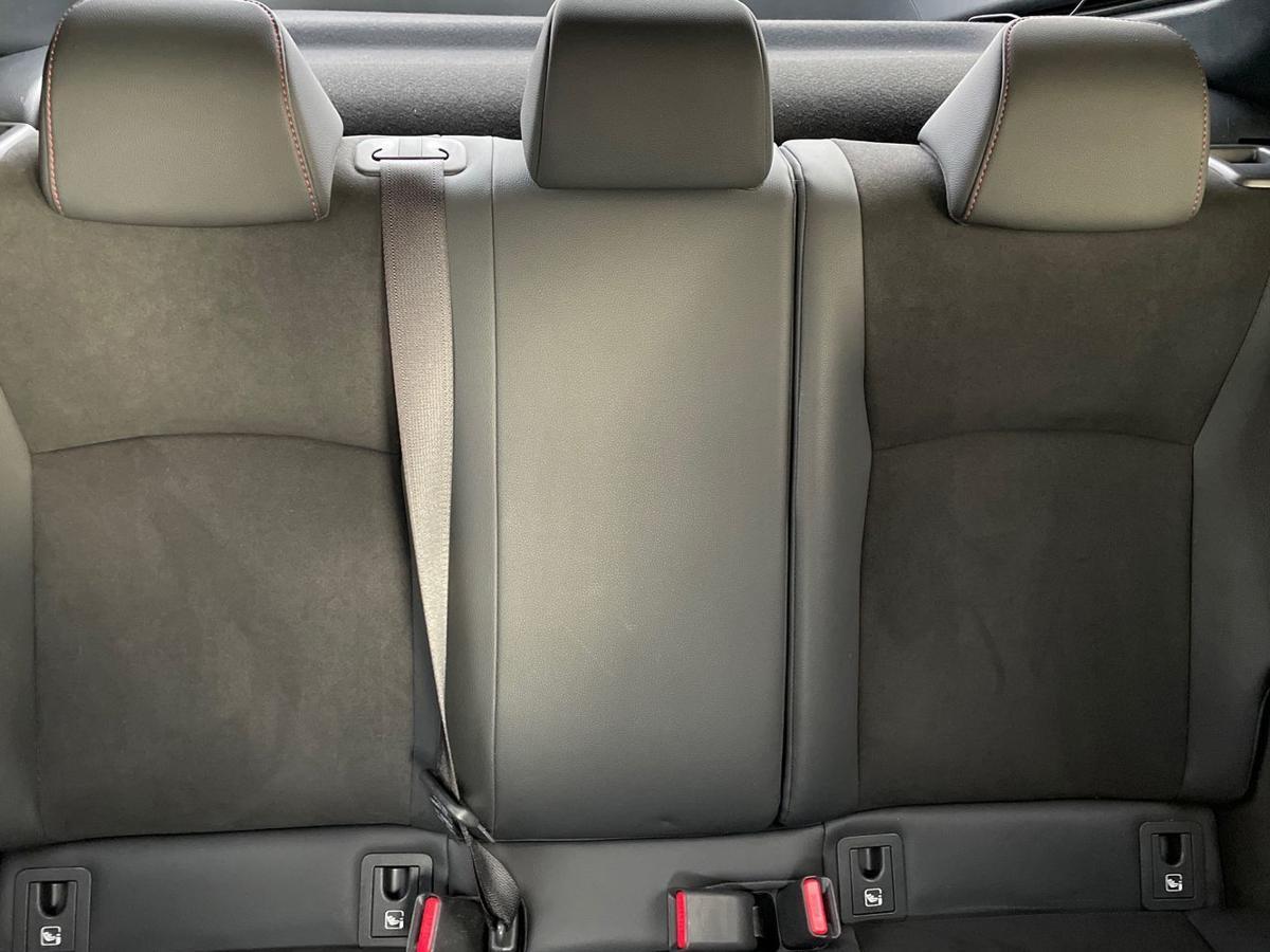 Used Toyota C-HR 2024 for sale - 76703551: Photo 9