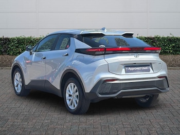 Used Toyota C-HR 2025 for sale - 79182570: Photo
