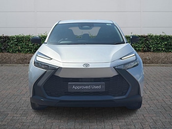 Used Toyota C-HR 2025 for sale - 79182570: Photo
