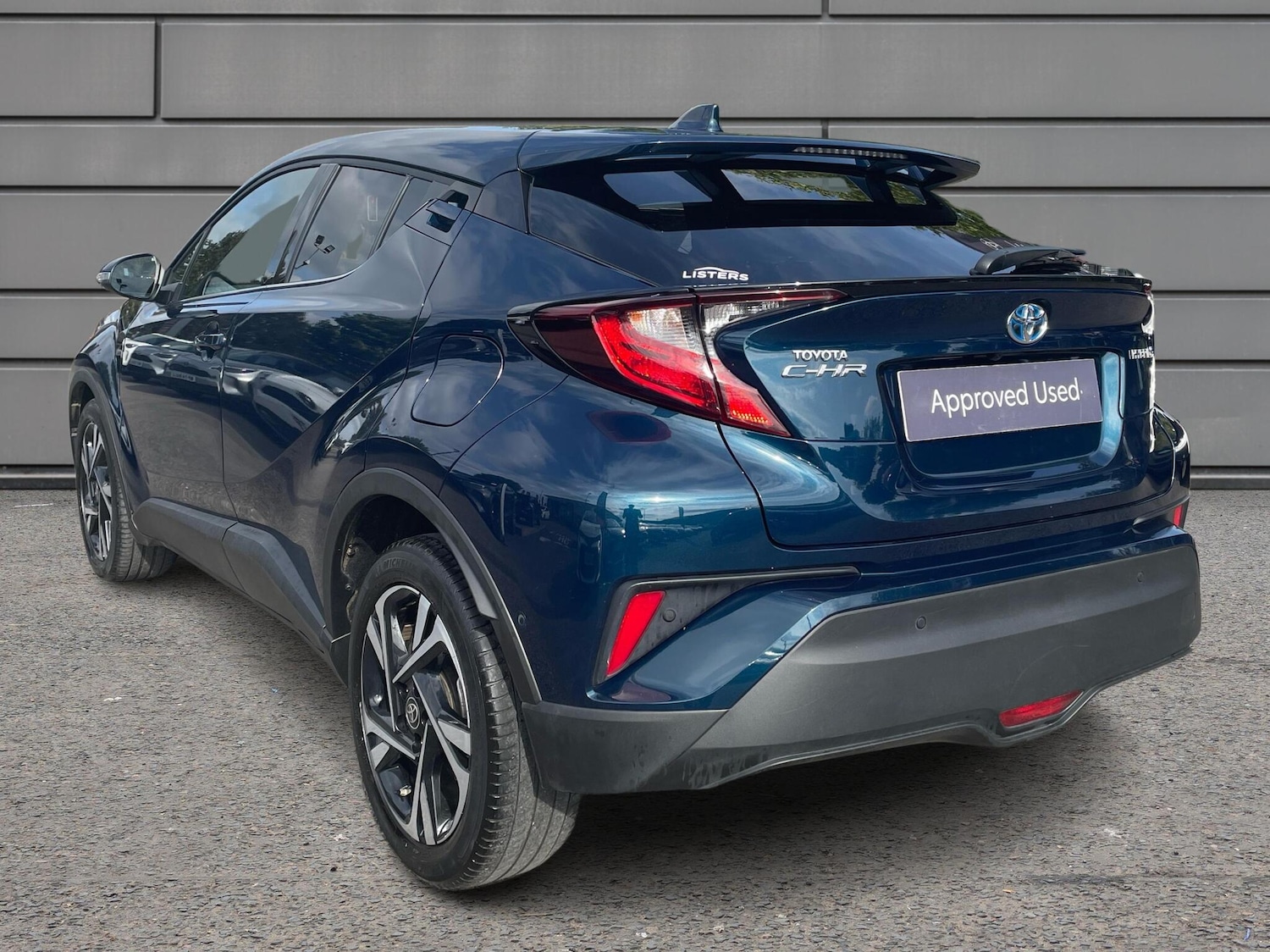 Used Toyota C-HR 2023 for sale - 76110682: Photo 4