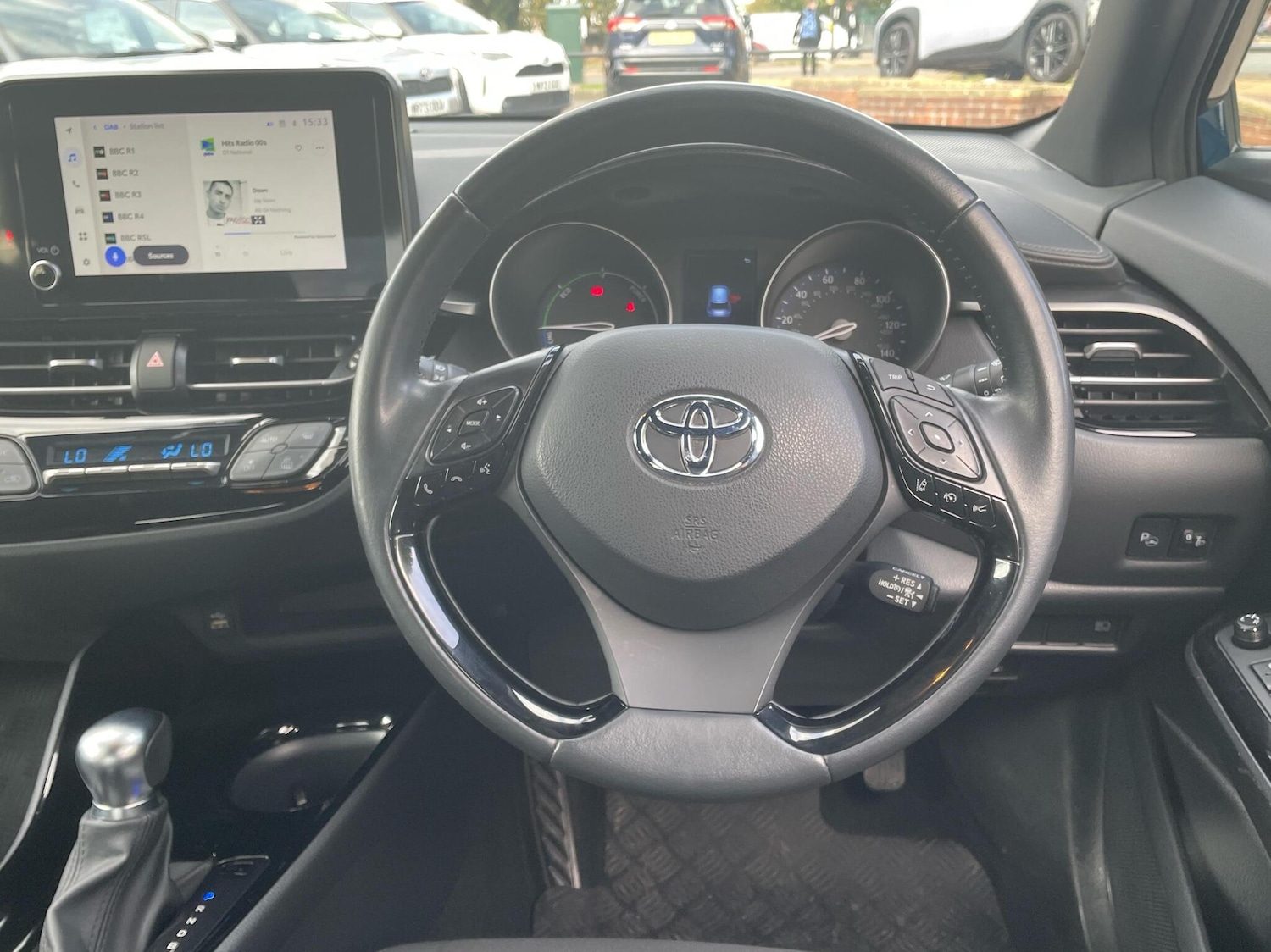 Used Toyota C-HR 2023 for sale - 76110682: Photo 6