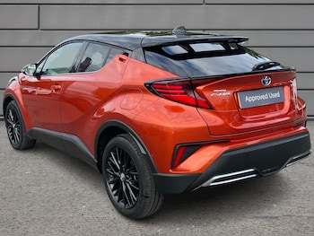 Used Toyota C-HR 2021 for sale - 76111165: Photo 4