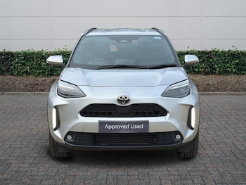 Used Toyota Yaris 2024 for sale - 77971432: Photo