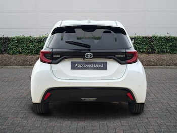 Used Toyota Yaris 2023 for sale - 78232617: Photo