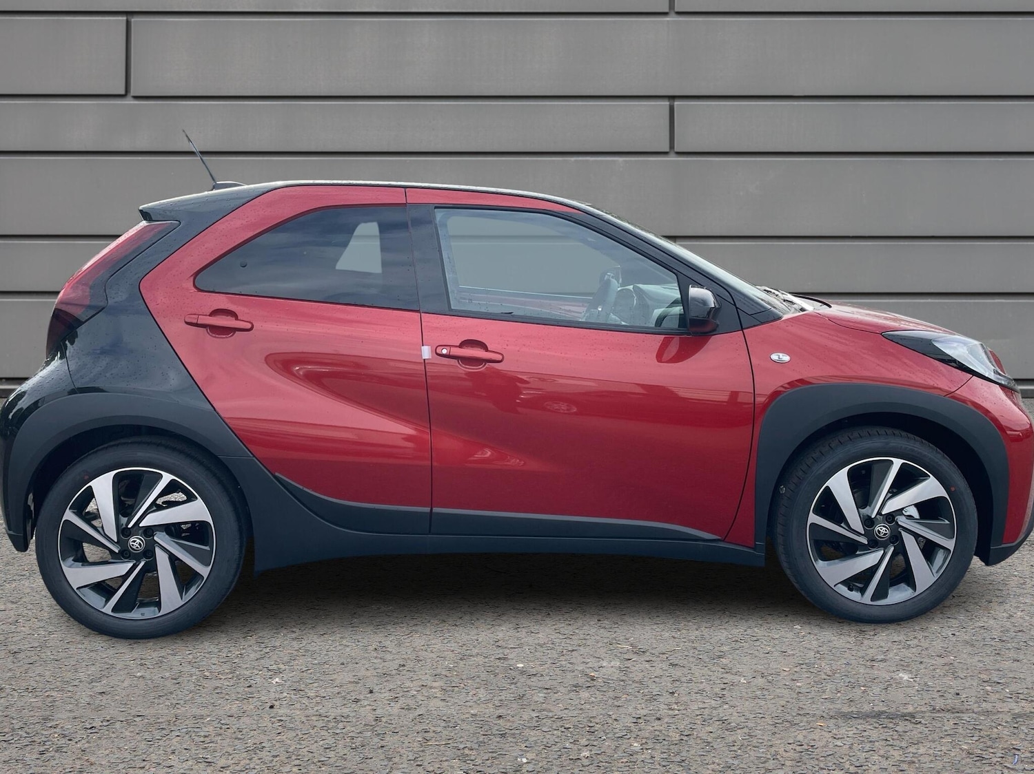 Used Toyota Aygo X 2025 for sale - 76730618: Photo 16