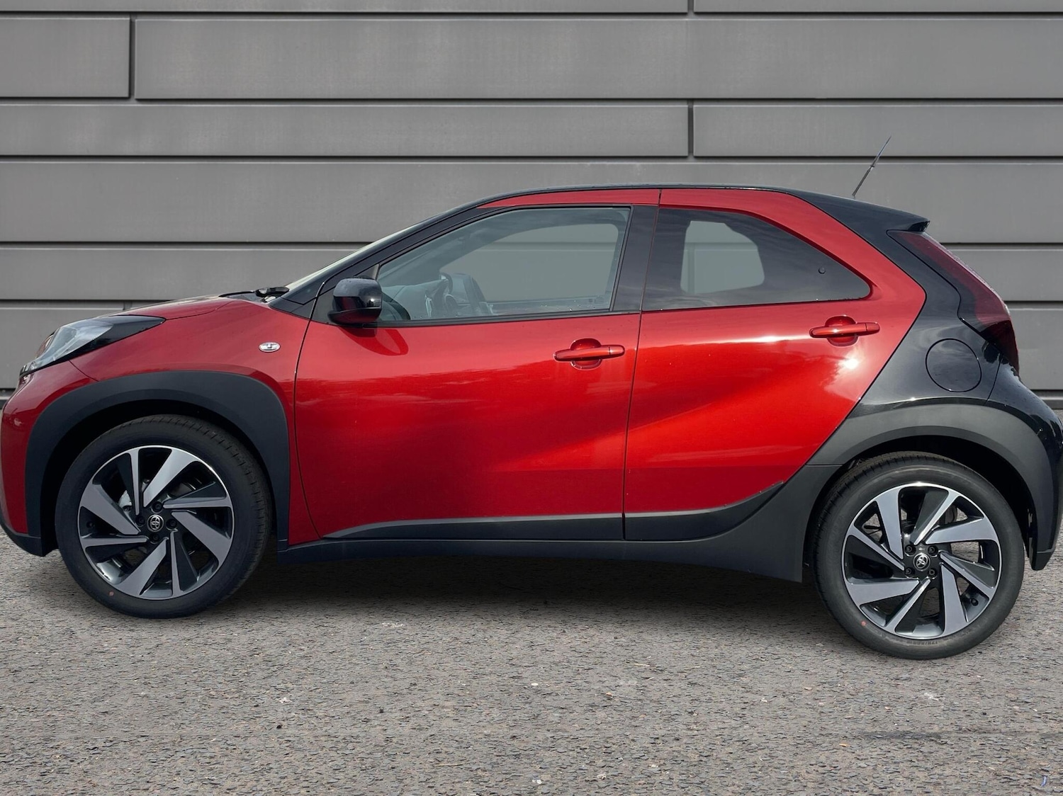 Used Toyota Aygo X 2025 for sale - 76730618: Photo 17