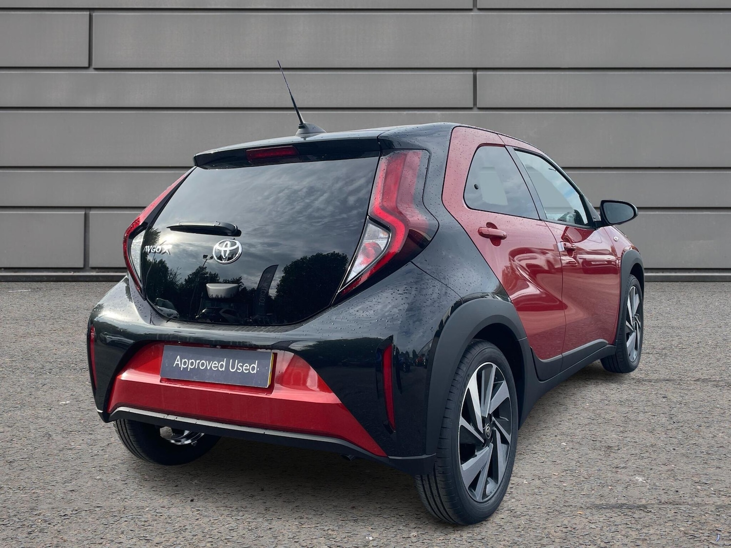 Used Toyota Aygo X 2025 for sale - 76730618: Photo 2