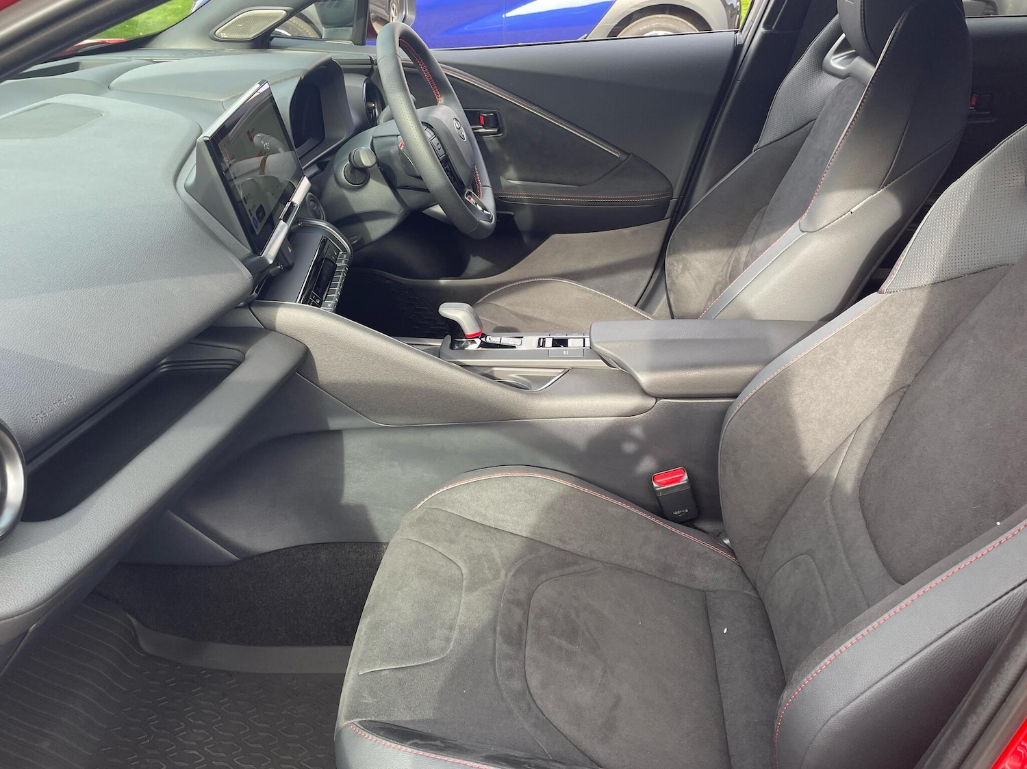 Used Toyota C-HR 2025 for sale - 76730612: Photo 10