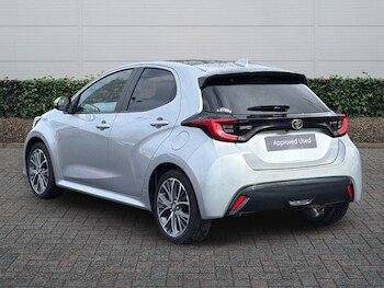 Used Toyota Yaris 2024 for sale - 77855184: Photo