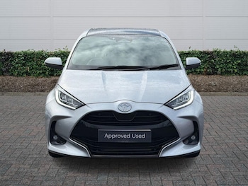 Used Toyota Yaris 2024 for sale - 77855184: Photo