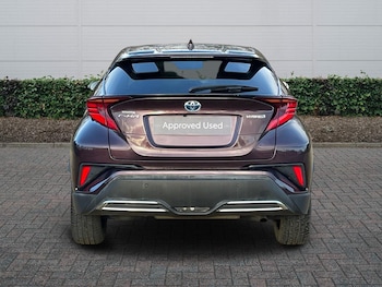 Used Toyota C-HR 2023 for sale - 77124364: Photo