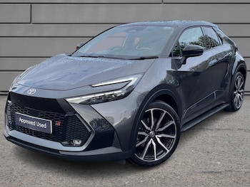 Used Toyota C-HR 2024 for sale - 76458642: Photo