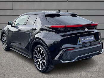 Used Toyota C-HR 2024 for sale - 76458642: Photo