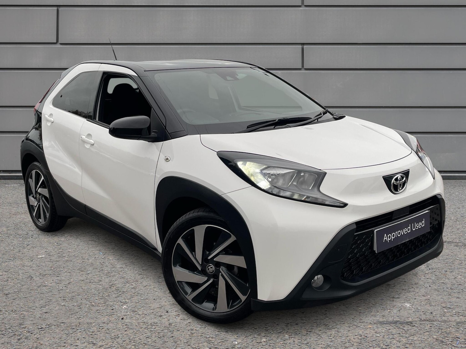 Used Toyota Aygo X 2023 for sale - 76327816: Photo 1