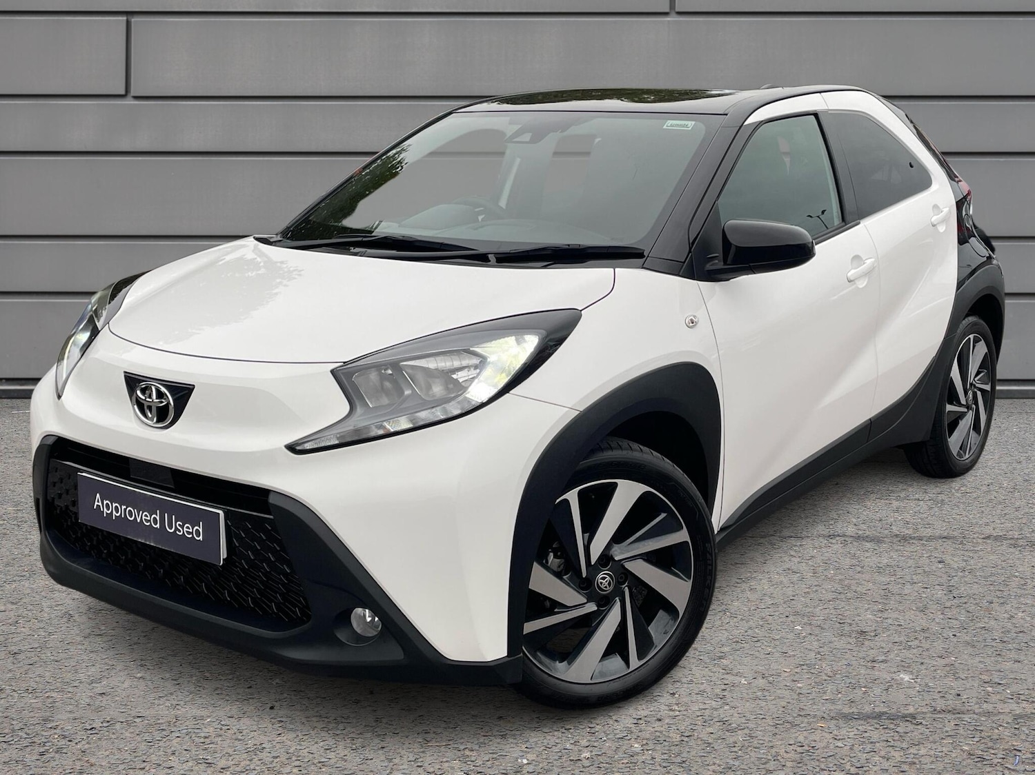 Used Toyota Aygo X 2023 for sale - 76327816: Photo 3