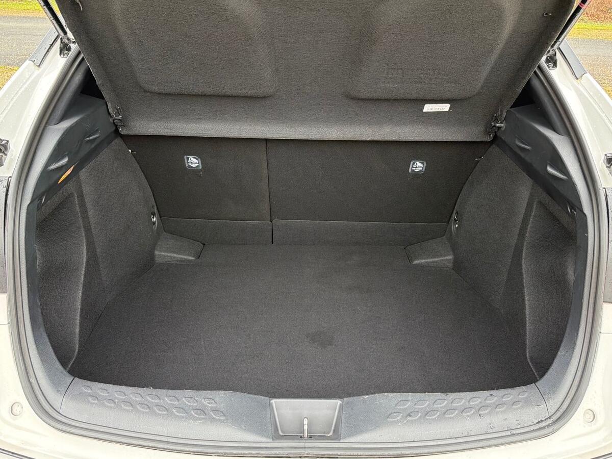 Used Toyota C-HR 2023 for sale - 77307065: Photo 10