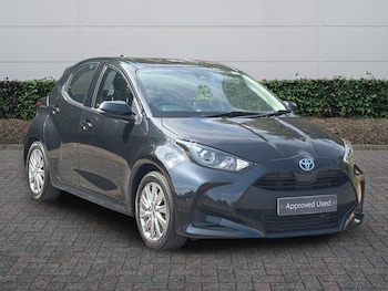 Used Toyota Yaris 2023 for sale - 79281031: Photo