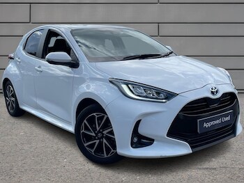 Used Toyota Yaris 2023 for sale - 75813917: Photo
