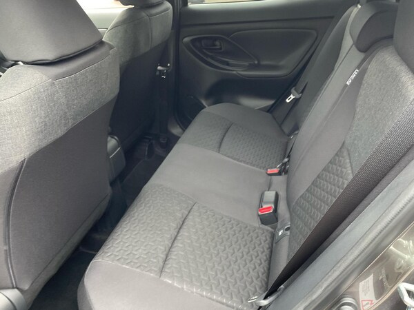 Used Toyota Yaris 2023 for sale - 76139649: Photo 12