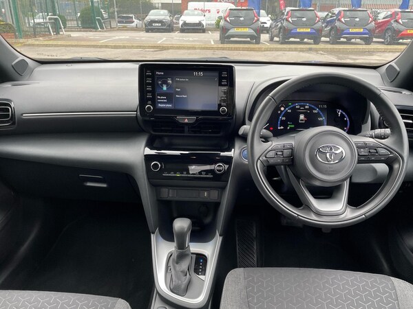 Used Toyota Yaris 2023 for sale - 76139649: Photo 5