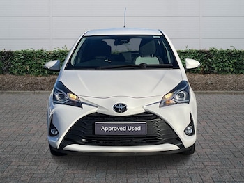 Used Toyota Yaris 2018 for sale - 76635388: Photo