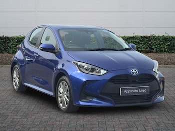 Used Toyota Yaris 2023 for sale - 79182621: Photo