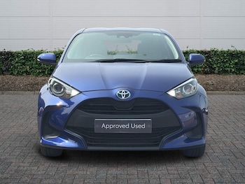 Used Toyota Yaris 2023 for sale - 79182621: Photo