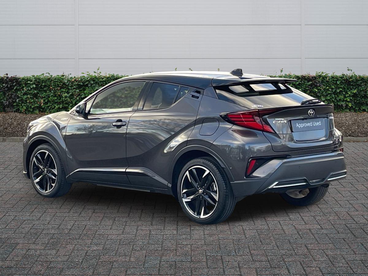 Used Toyota C-HR 2021 for sale - 76647393: Photo 2