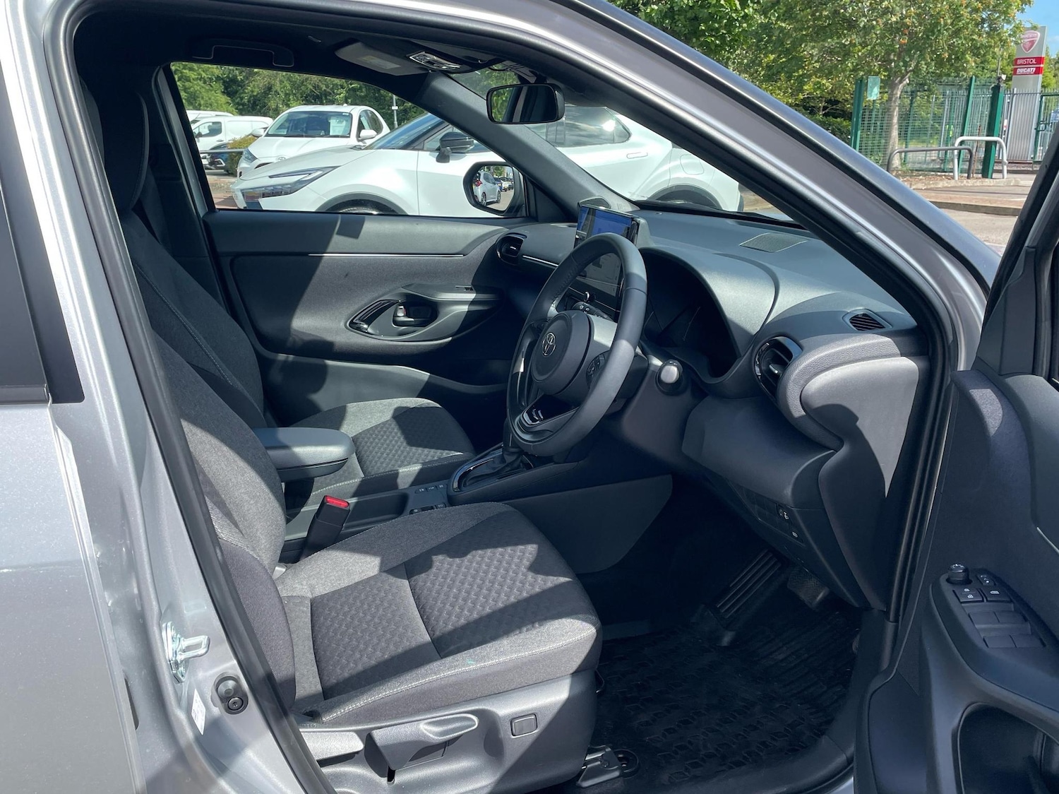 Used Toyota Yaris Cross 2025 for sale - 76110484: Photo 11