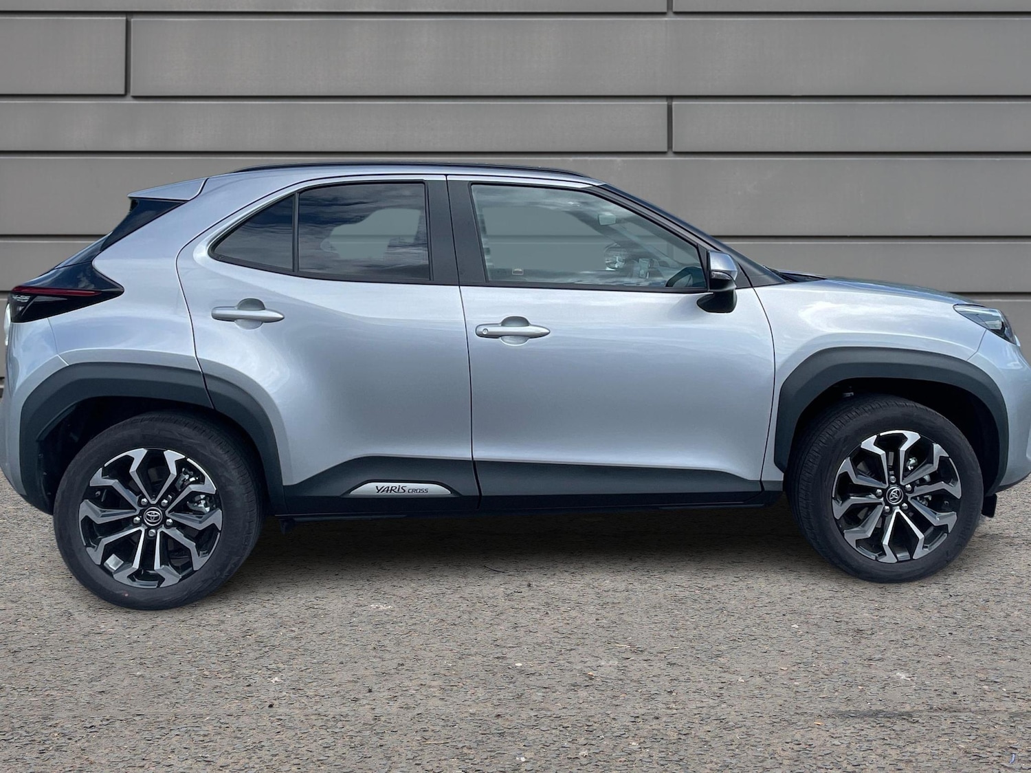 Used Toyota Yaris Cross 2025 for sale - 76110484: Photo 16
