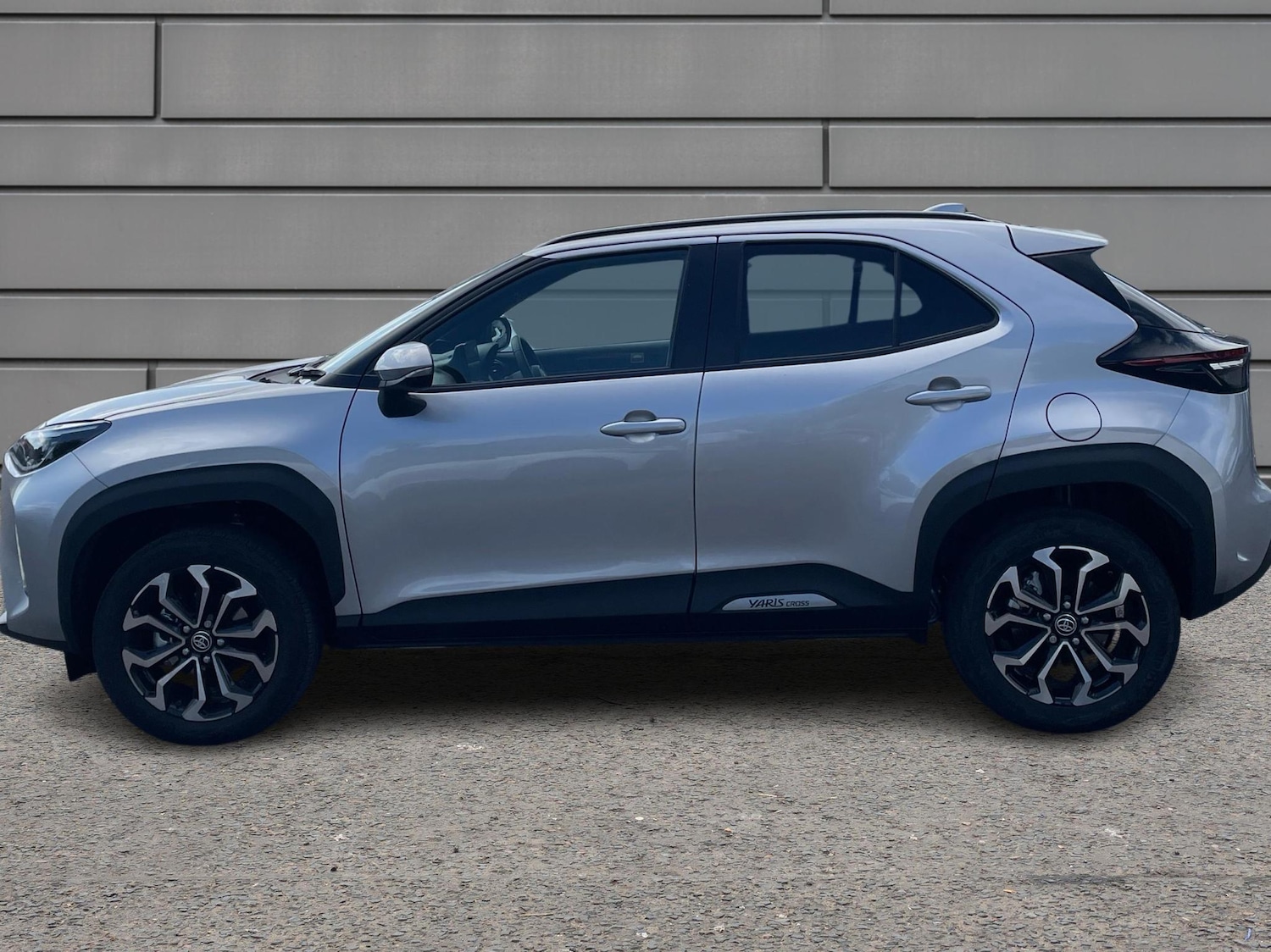 Used Toyota Yaris Cross 2025 for sale - 76110484: Photo 17