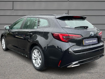Used Toyota Corolla 2024 for sale - 76110748: Photo 4