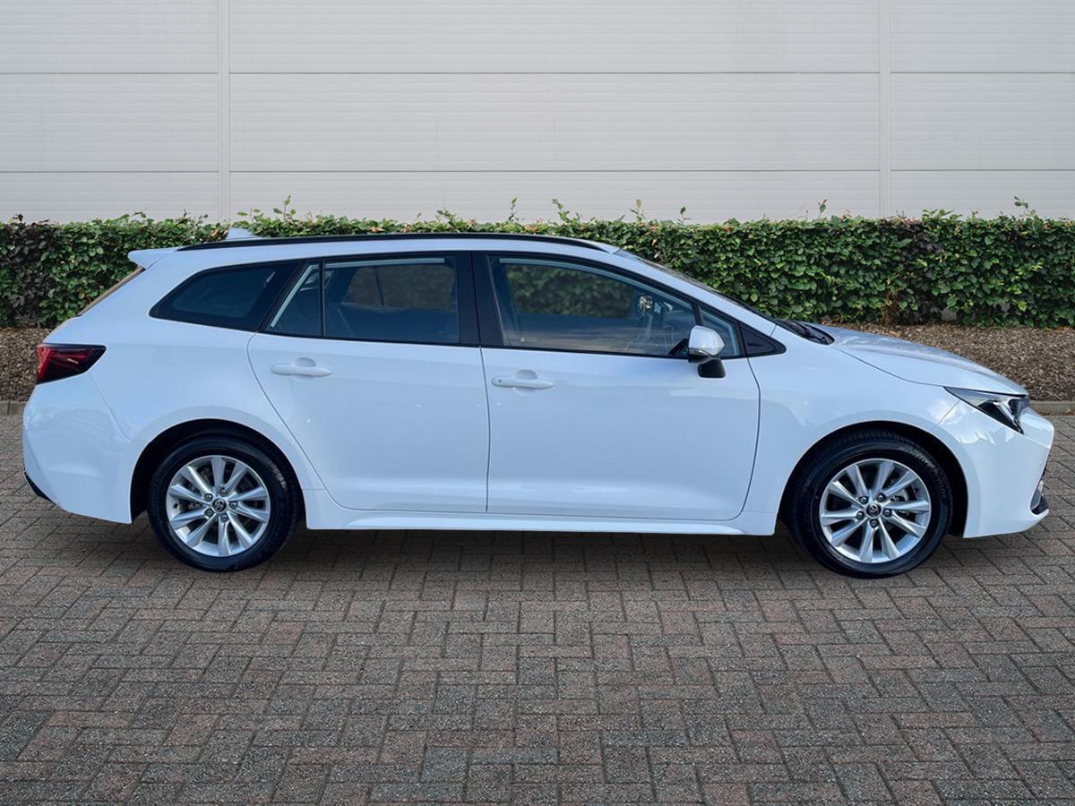 Used Toyota Corolla 2024 for sale - 76609223: Photo 5