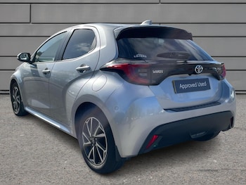 Used Toyota Yaris 2022 for sale - 76110545: Photo 4