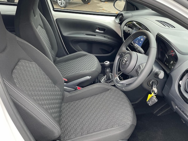 Used Toyota Aygo X 2025 for sale - 76123844: Photo 11