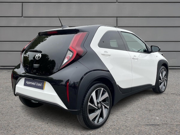 Used Toyota Aygo X 2025 for sale - 76123844: Photo 2