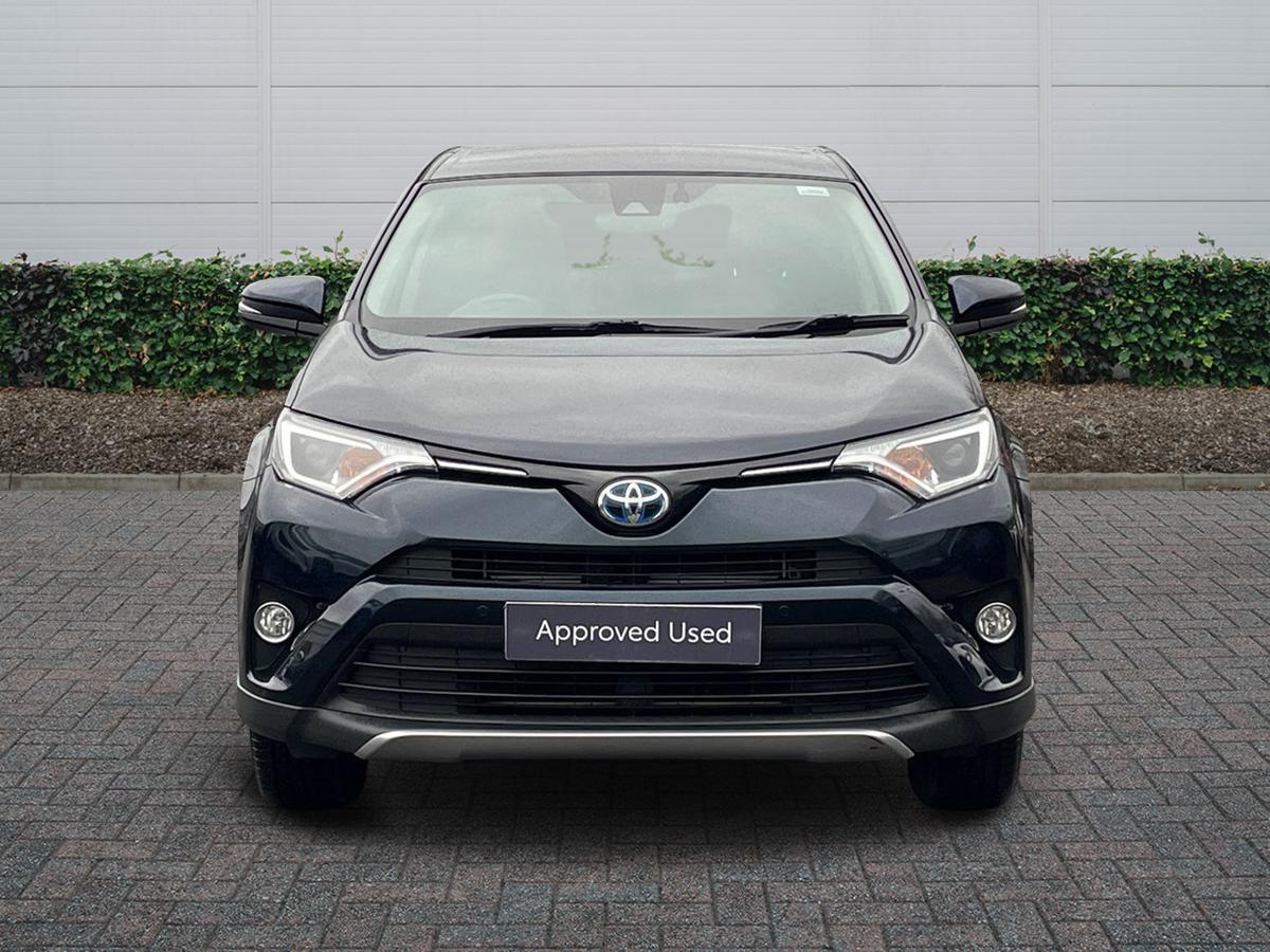 Used Toyota RAV4 2017 for sale - 77013668: Photo 3