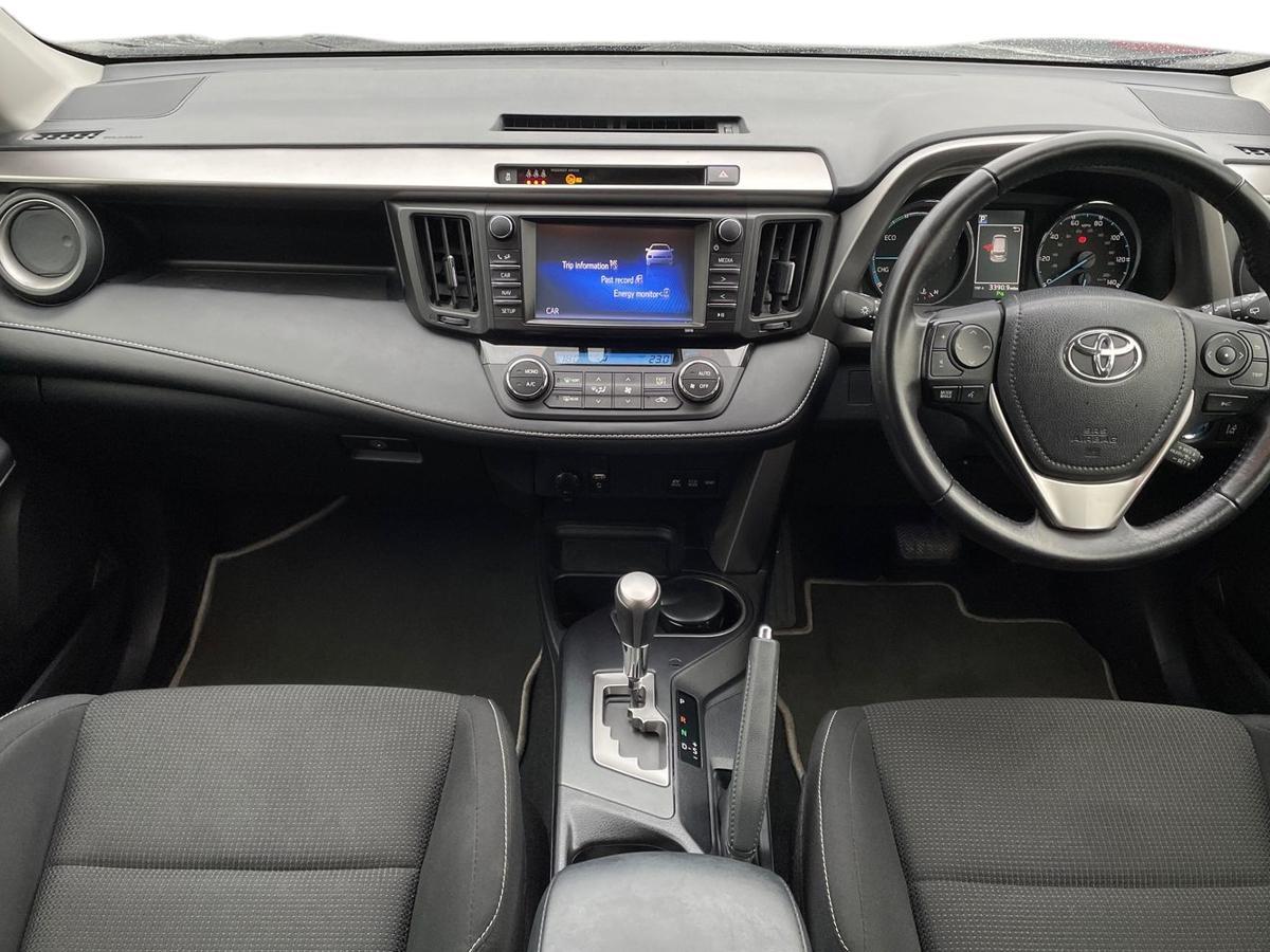 Used Toyota RAV4 2017 for sale - 77013668: Photo 8