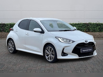 Used Toyota Yaris 2023 for sale - 77332585: Photo