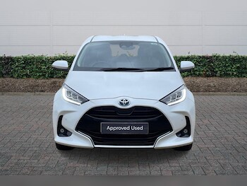 Used Toyota Yaris 2023 for sale - 77332585: Photo