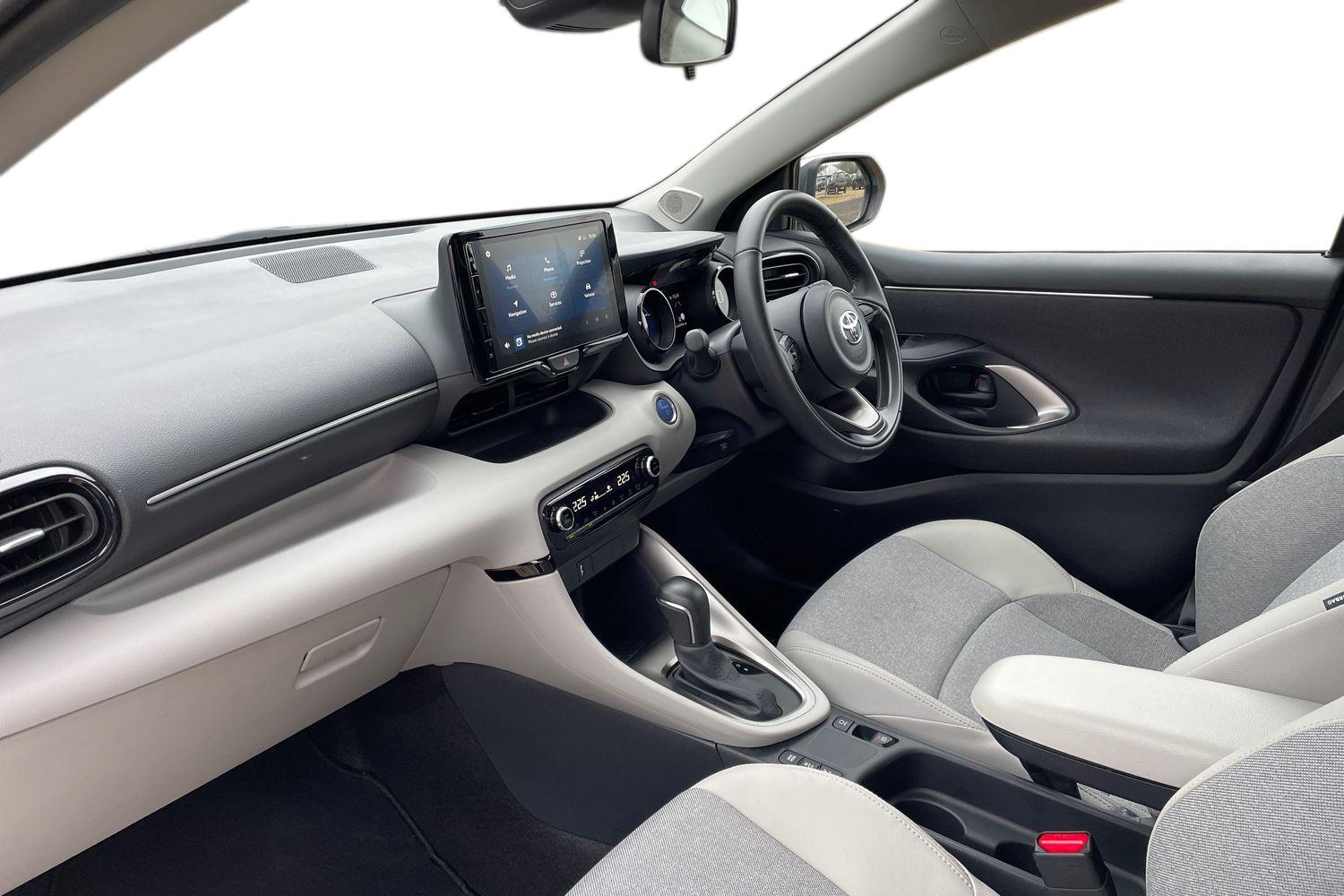 Used Toyota Yaris 2023 for sale - 77332585: Photo 7