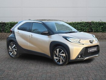 2023 (73) - 1.0 VVT-i Exclusive 5dr