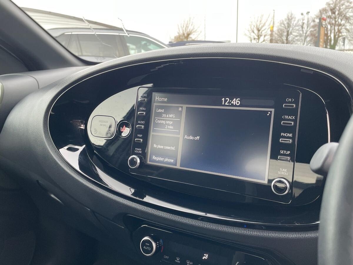 Used Toyota Aygo X 2022 for sale - 77124845: Photo 11