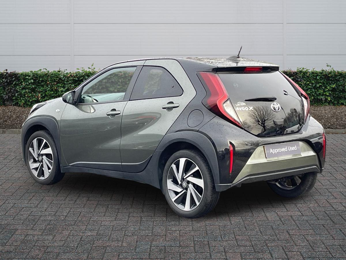 Used Toyota Aygo X 2022 for sale - 77124845: Photo 2