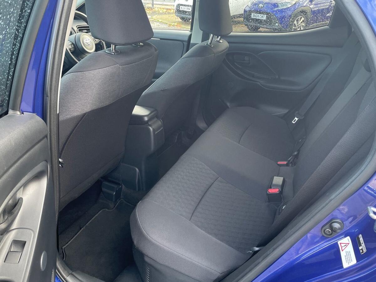 Used Toyota Yaris 2022 for sale - 76625030: Photo 13