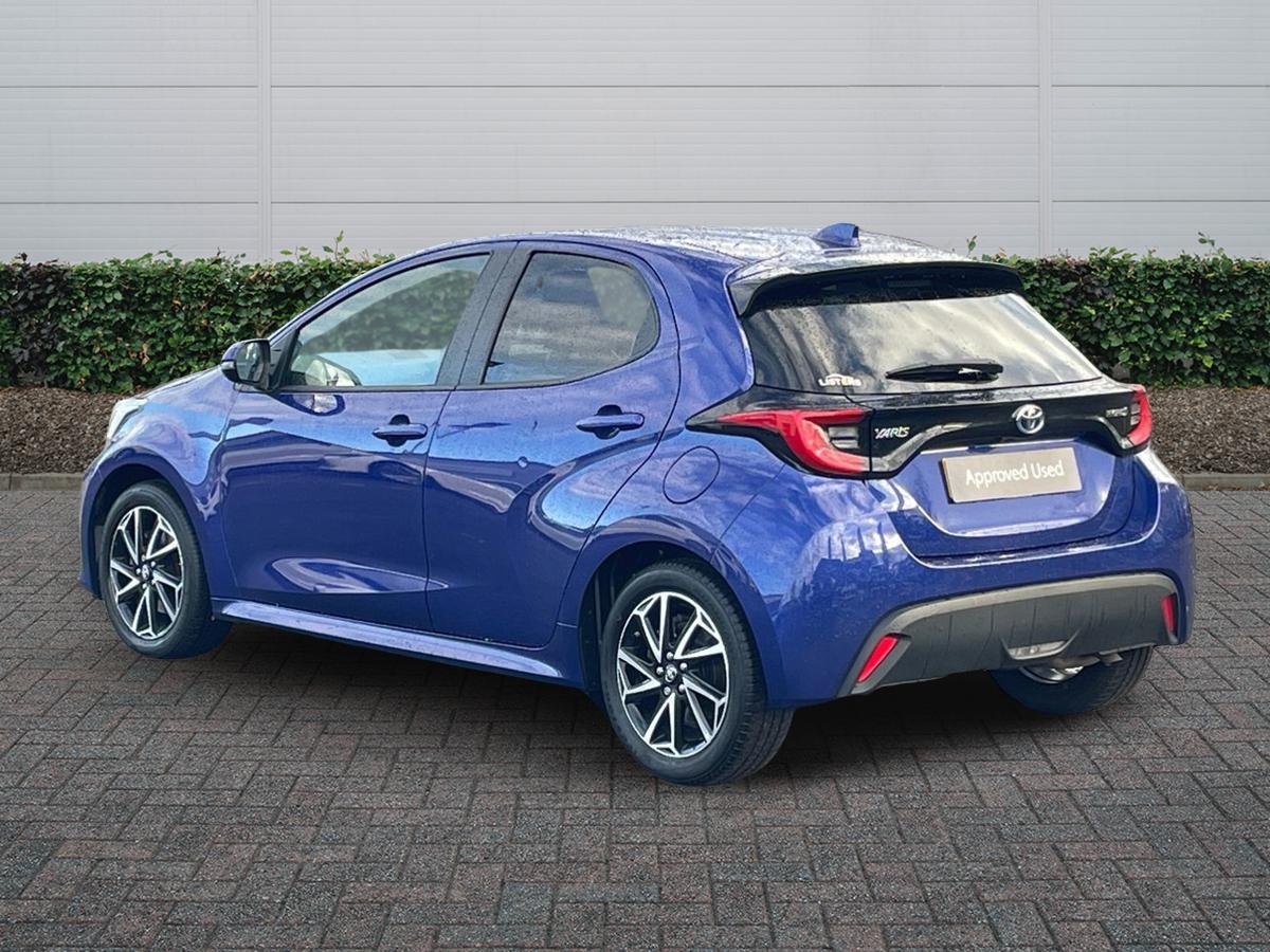 Used Toyota Yaris 2022 for sale - 76625030: Photo 2