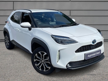 Used Toyota Yaris 2023 for sale - 75813924: Photo