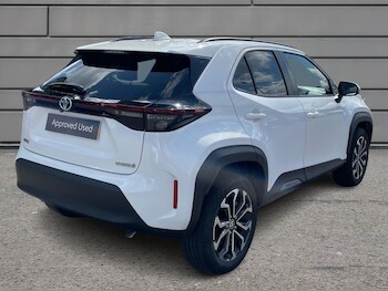 Used Toyota Yaris 2023 for sale - 75813924: Photo