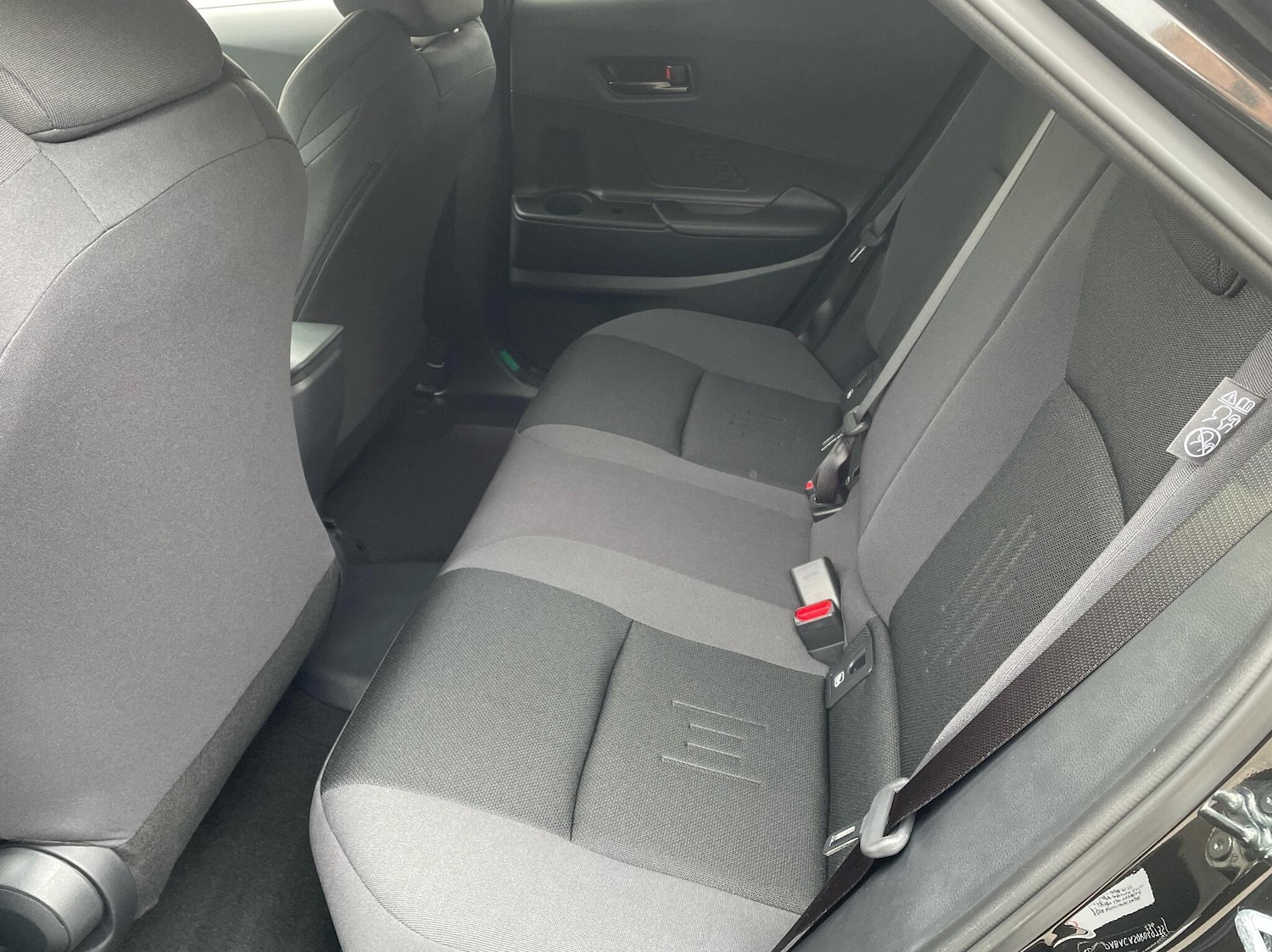 Used Toyota C-HR 2025 for sale - 76730623: Photo 12